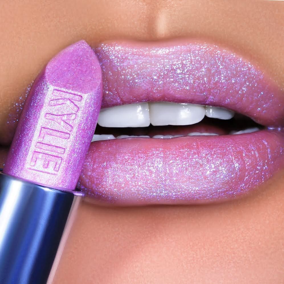 Kylie Cosmetics Lipstick in COLD AS ICE