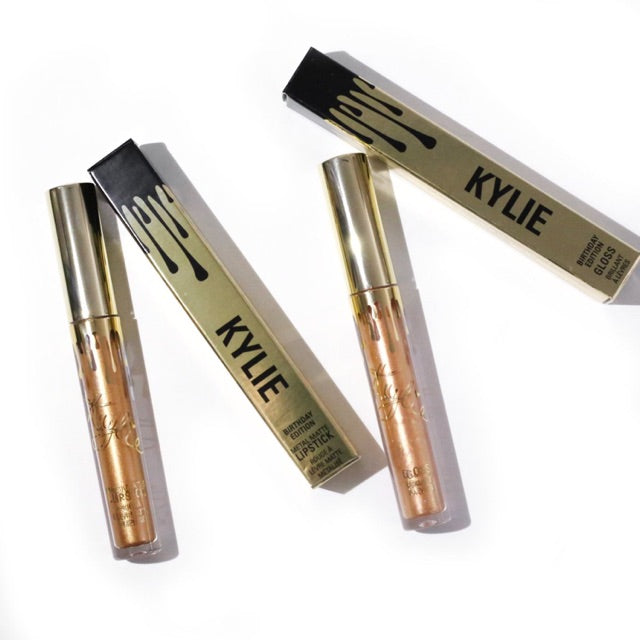 Kylie Lip Gloss in POPPIN