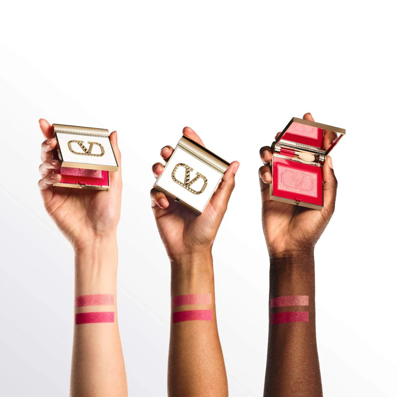 Valentino Beauty Holiday Eye2Cheek Eyeshadow and Blush in Pink is Punk