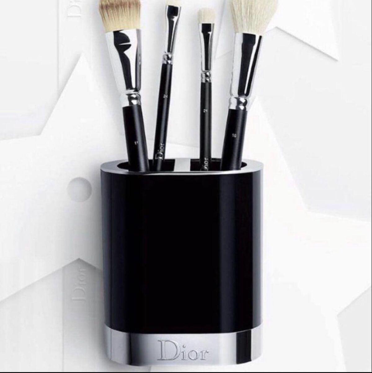 Dior Backstage Brush with Brush Holder (Limited Edition)