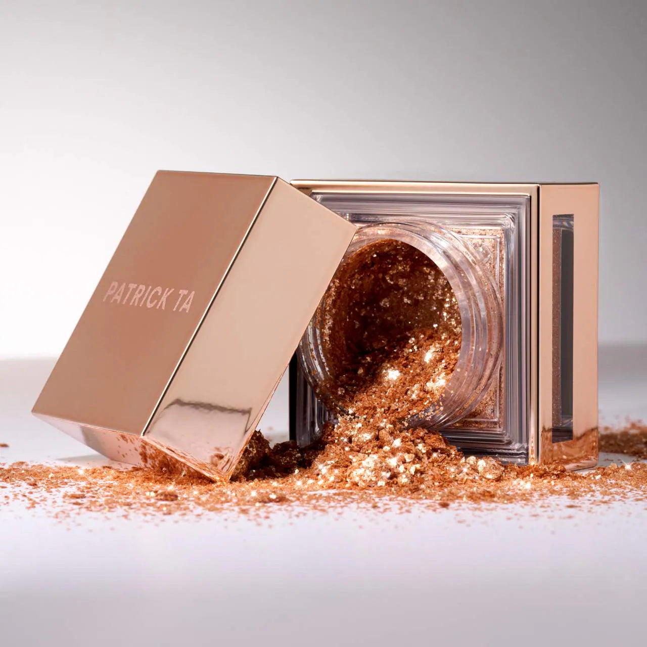 Patrick Ta Make it Major Multidimensional Glitter Eye Topper - Giving Rich