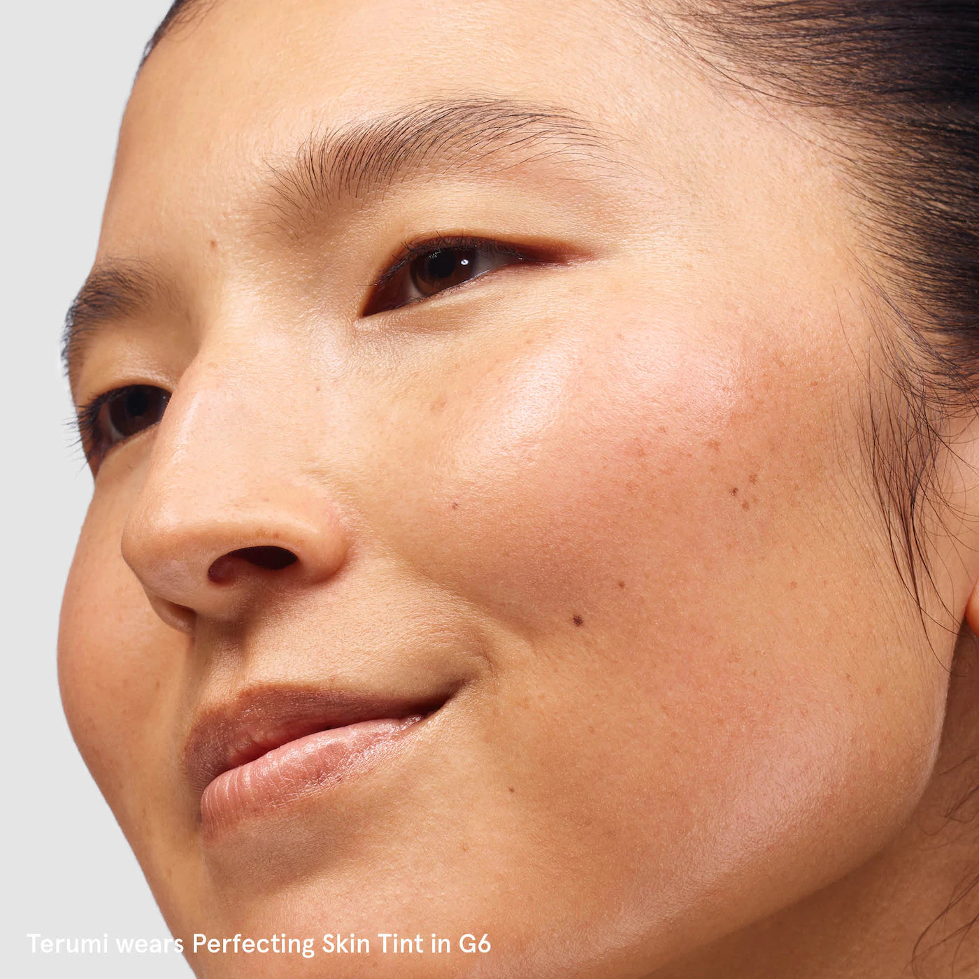 Glossier Skin Tint IN G6