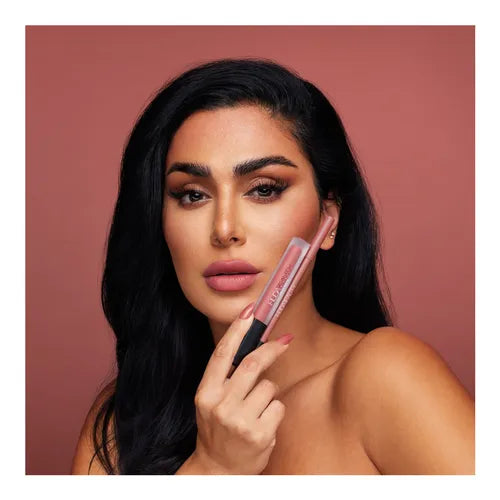 Huda Beauty Liquid Matte in Bombshell - FULL SIZE