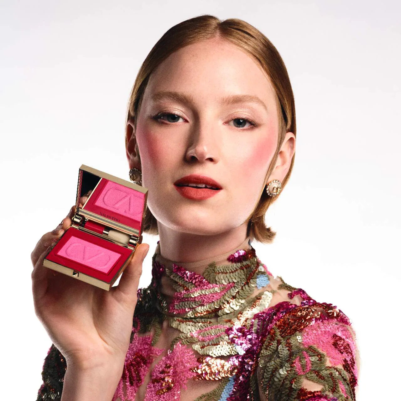 Valentino Beauty Holiday Eye2Cheek Eyeshadow and Blush in Pink is Punk