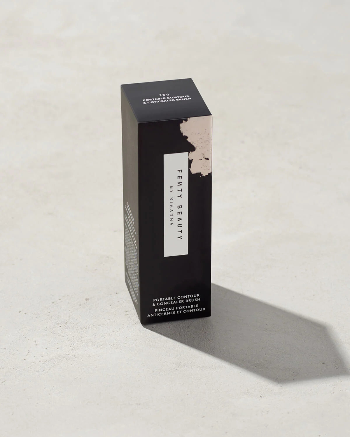 Fenty Beauty by Rihanna Portable Contour and Concealer Brush 150