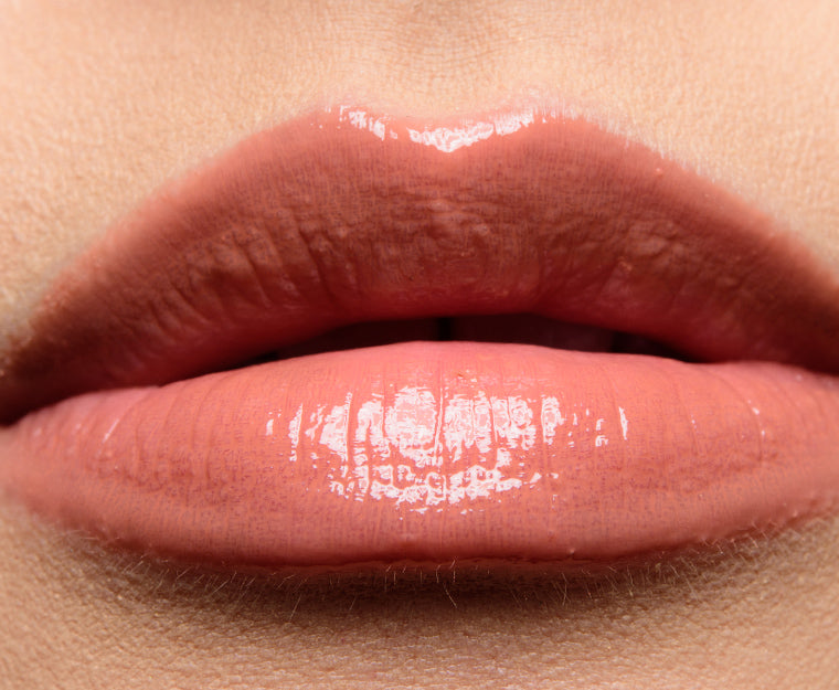 Becca Glow Gloss in BEACH BUM