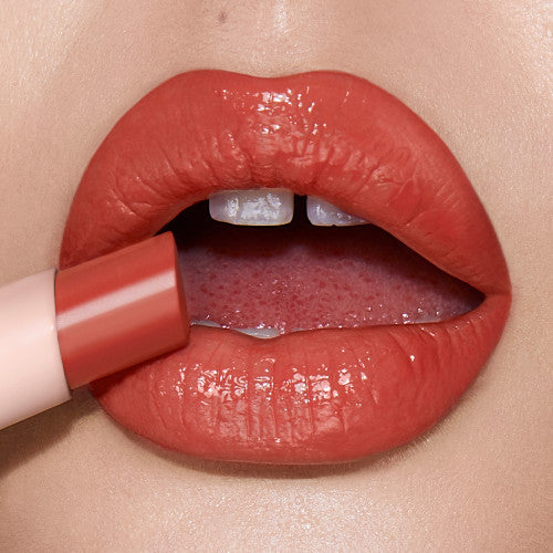 Charlotte Tilbury Hyaluronic Happikiss Lipstick Balm