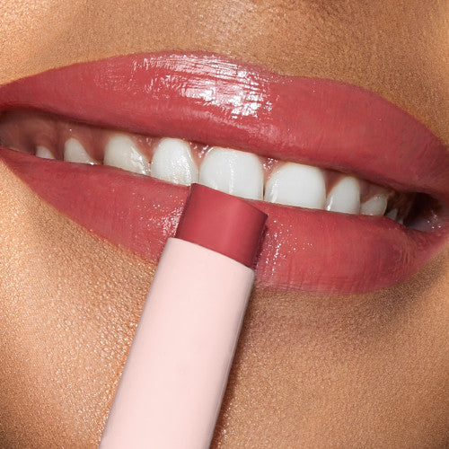 Charlotte Tilbury Hyaluronic Happikiss Lipstick Balm