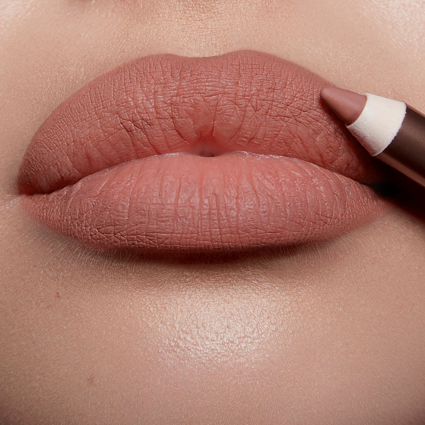 Charlotte Tilbury Lip Cheat Lip Liner / Lip Cheat