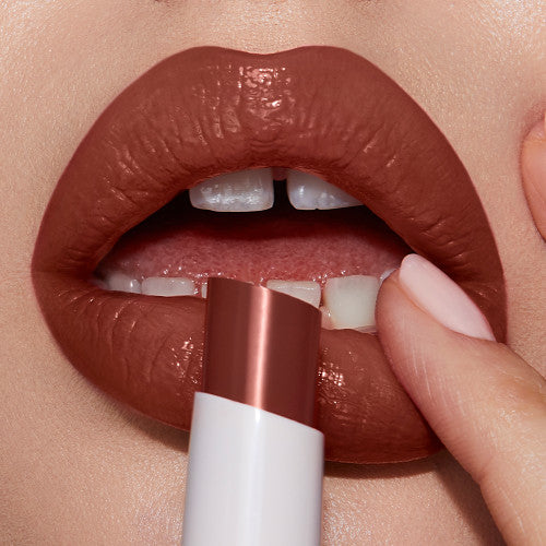 Charlotte Tilbury Hyaluronic Happikiss Lipstick Balm