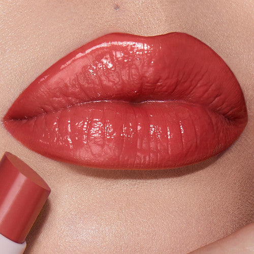 Charlotte Tilbury Hyaluronic Happikiss Lipstick Balm
