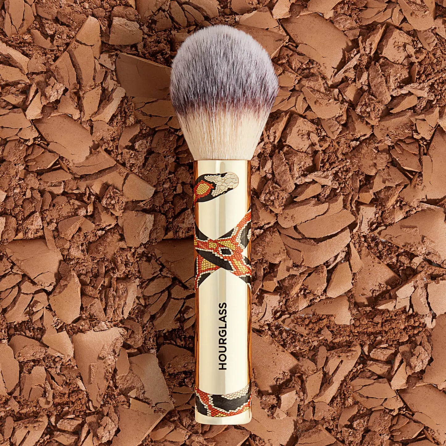 Hourglass Travel Veil Powder Brush - Snake (Limited Edition)