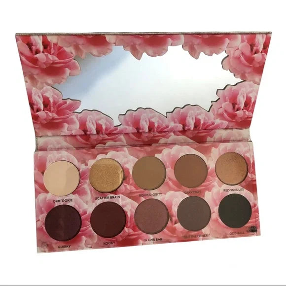 Laura Lee Los Angeles Cat"s Pajama Eyeshadow Palette