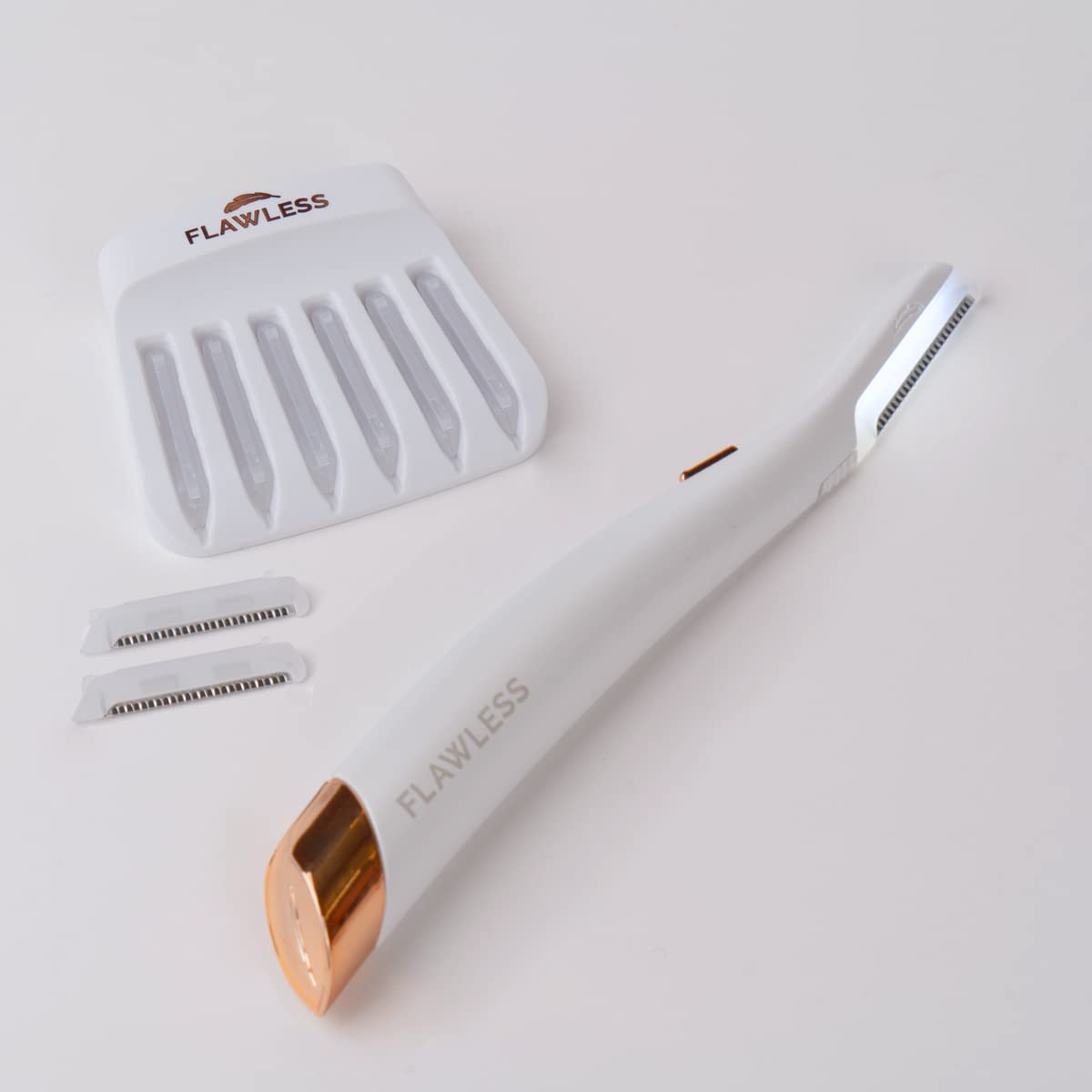 Flawless by Finishing Touch Dermaplane GLO™ Lighted Facial Exfoliator