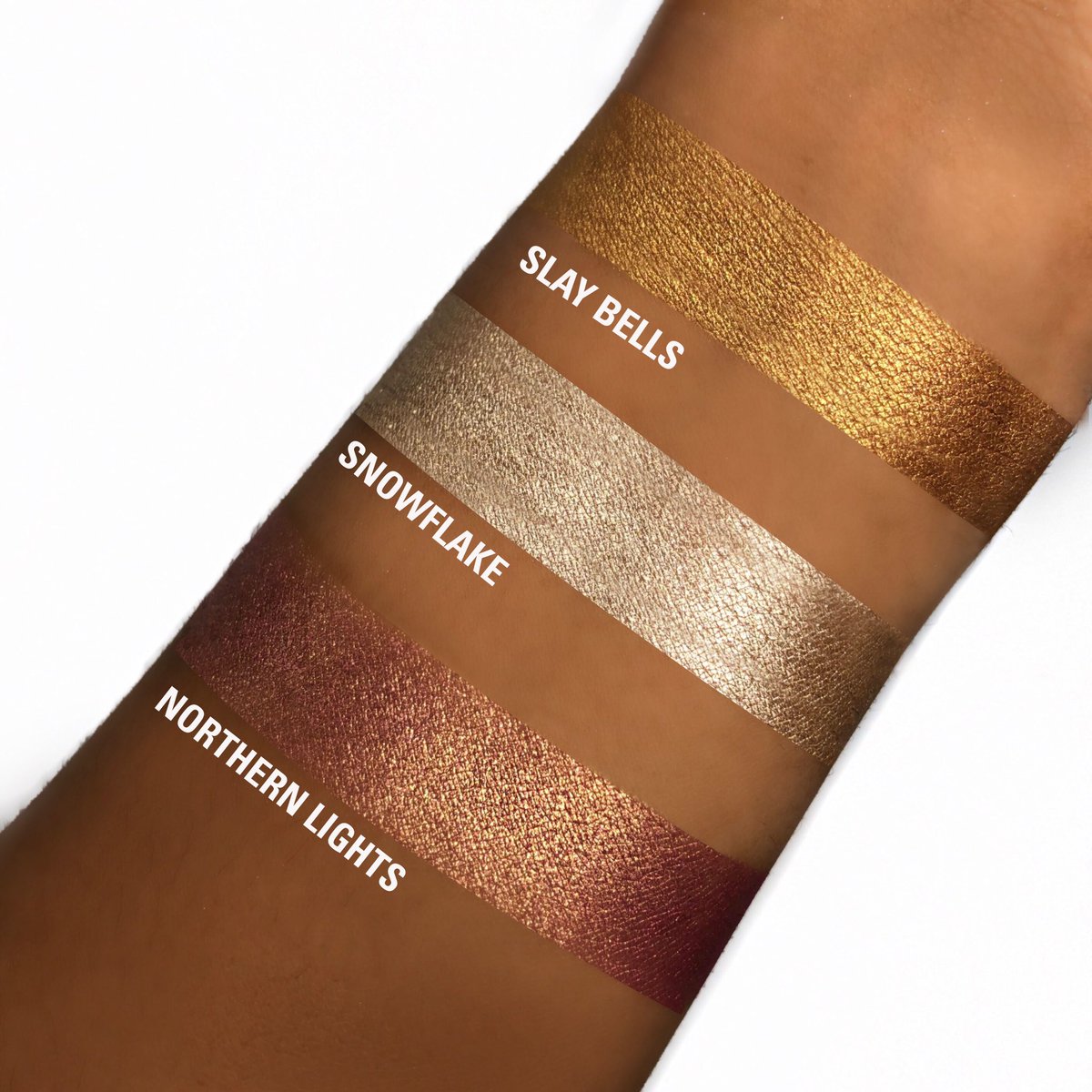 Kylie Cosmetics Creme Shadow in SLAY BELLS