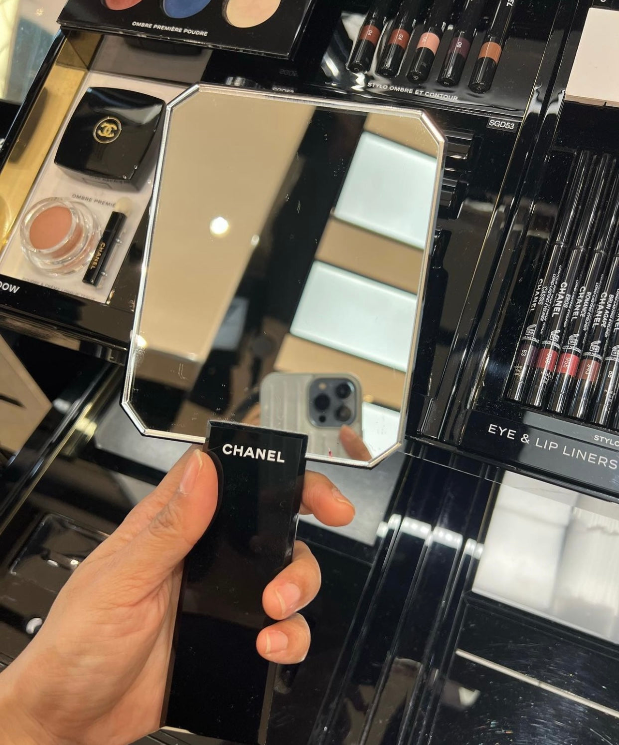 Chanel Handheld Mirror (Limited Edition)