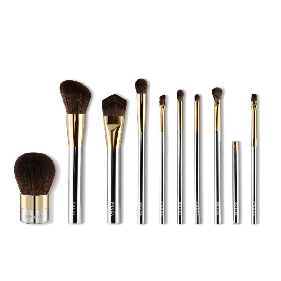 Prada Beauty Powder Sculpting Brush