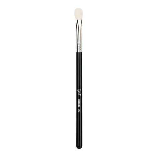 Sigma Beauty E25 Blending Brush