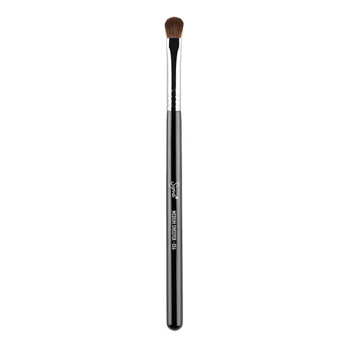 Sigma Beauty E54 - Medium Sweeper™ Brush