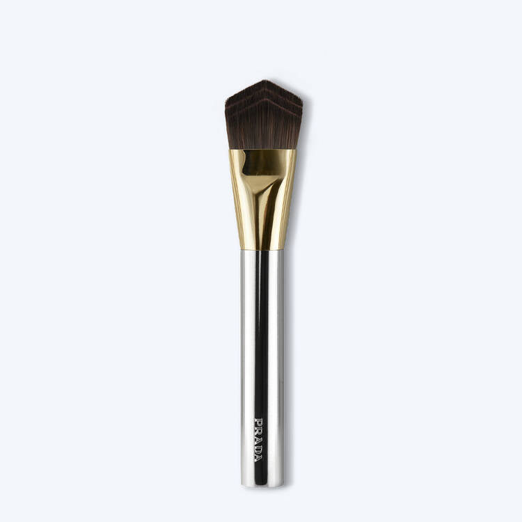 Prada Beauty Foundation Optimizing Brush