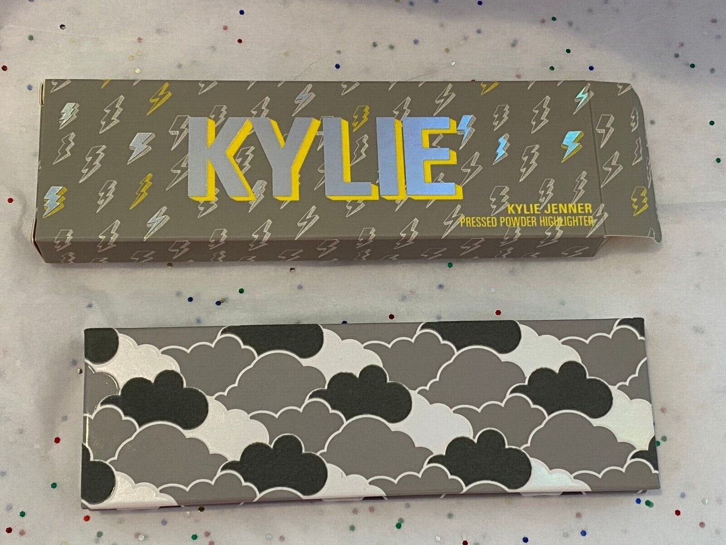 Kylie Cosmetics Pressed Powder Highlighter Palette (Weather Collection) Limited Edition