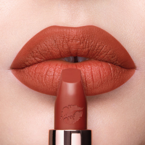 Charlotte Tilbury : Matte Revolution Lipstick