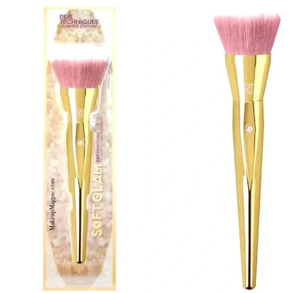 Real Techniques Soft Glam 027 Complexion Brush