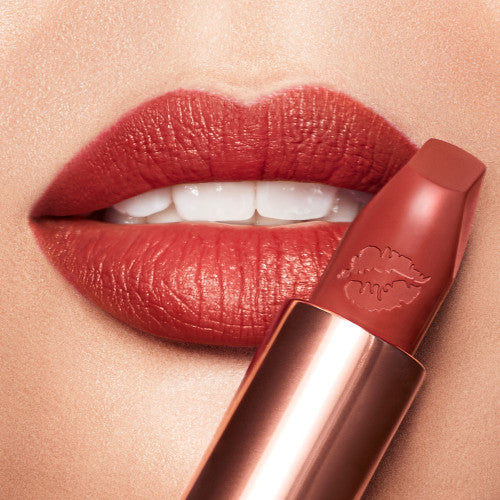 Charlotte Tilbury : Matte Revolution Lipstick