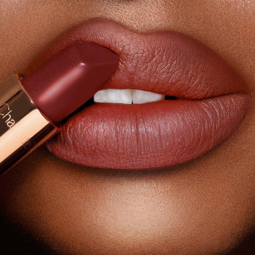 Charlotte Tilbury : Matte Revolution Lipstick