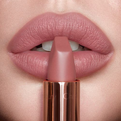 Charlotte Tilbury : Matte Revolution Lipstick